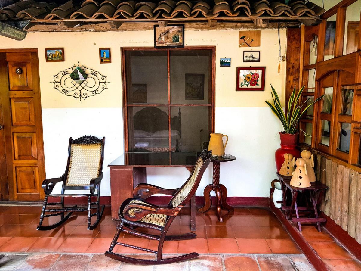 Casa De Los Berrios León Zewnętrze zdjęcie